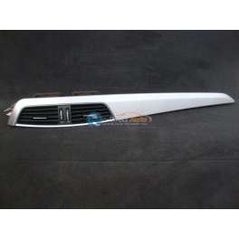 grille ventilation central AMG mercedes classe C W204  