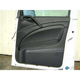 panneau interieur de porte avant droit mercedes vito W 639