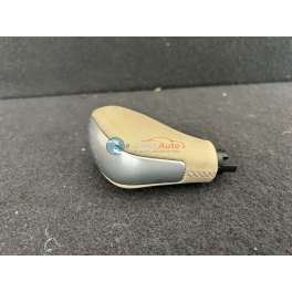 pommeau de levier de vitesse cuir beige boite auto renault megane scenic serie 3
